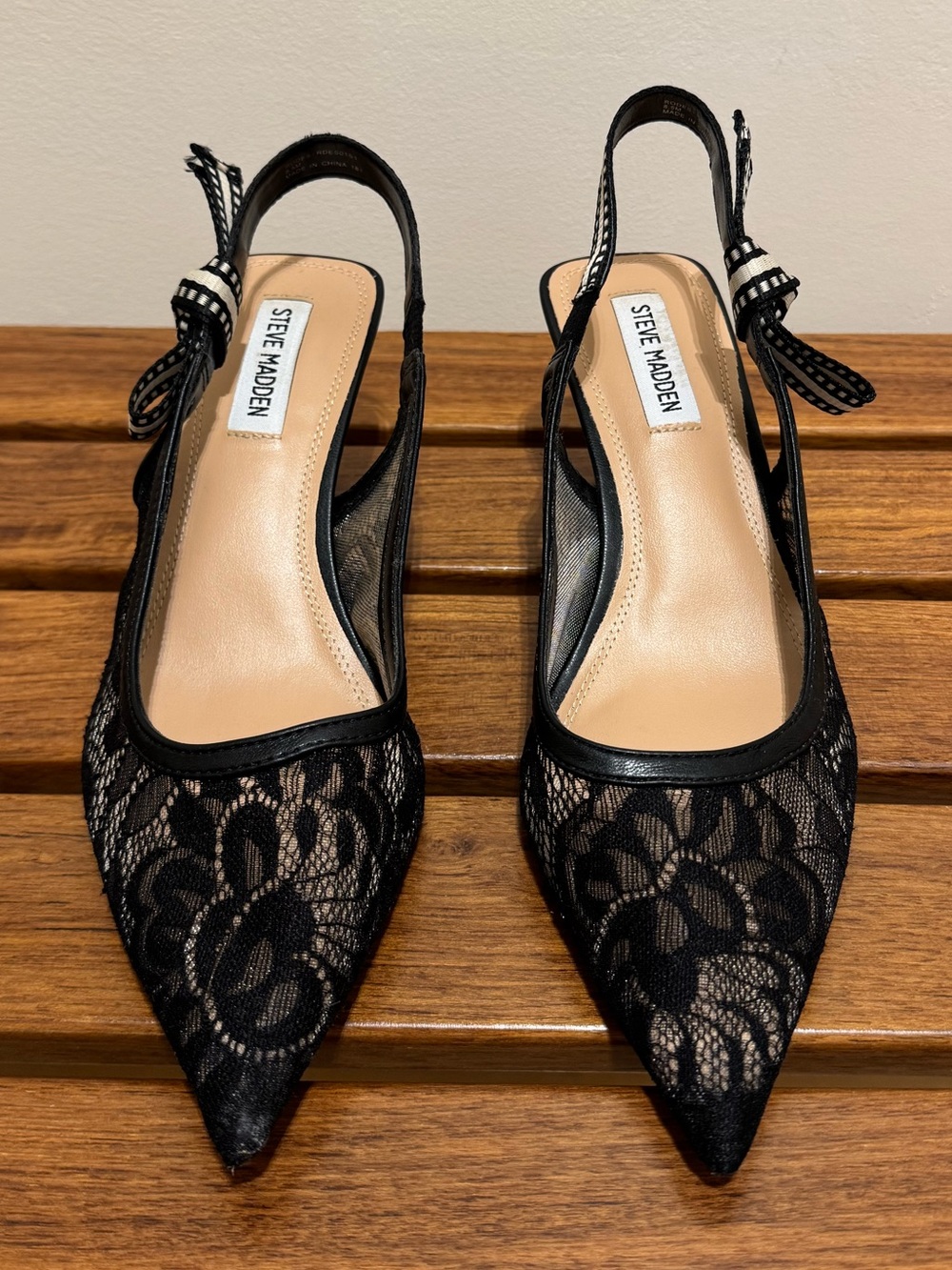 Steve Madden Black Lace Pointed Slingback Heels 8.5
